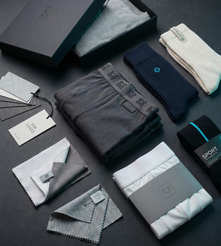 Hochwertige Socken und Unterwäsche mit individuellem Branding und hohem Tragekomfort.